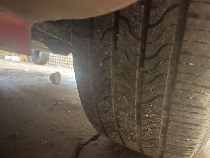 #260-•-1997-chrysler-(fall-creek,-wi)-(has-wi-title)-image-31