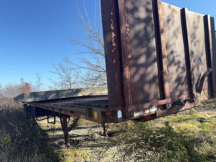 1989-utility-flatbed-image-16