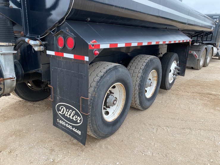 #1025-•-2015-diller-tt6600ntnb-semi-manure-tanker-(has-wi-title)-(kewaunee,-wi)-image-34