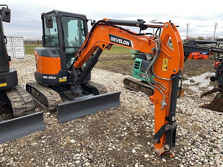 develon-dx35z-7-image-3