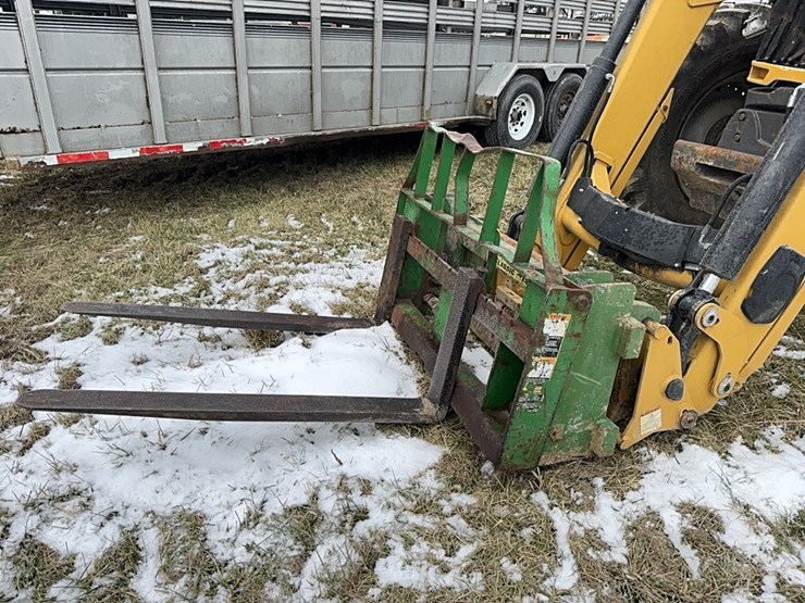 2011-challenger-mt535b-image-17