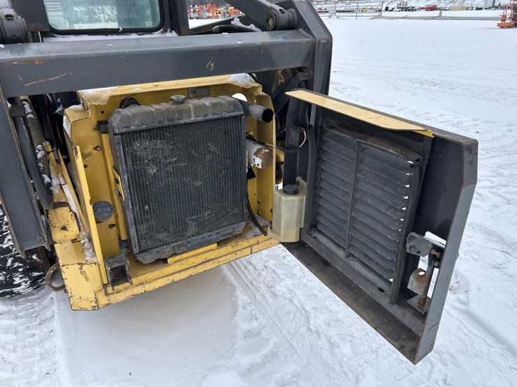 new-holland-ls180-image-24