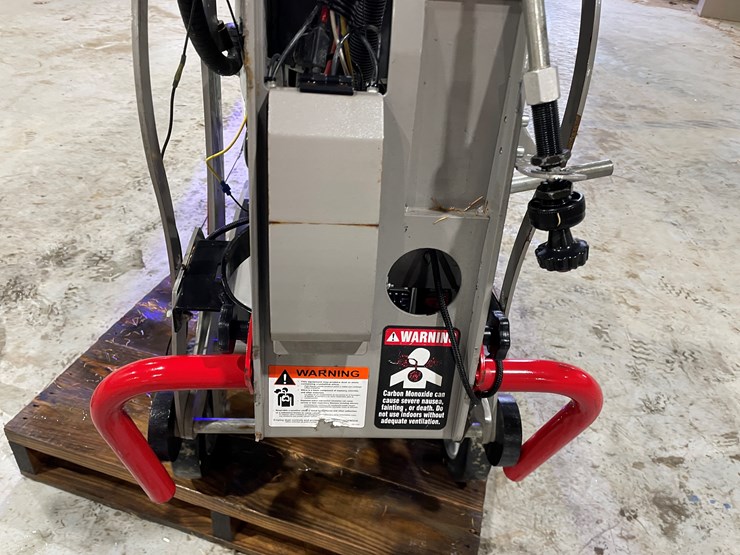 #470-•-2021-diamatic-555-3-head-concrete-grinder-(bryant,-wi)-image-7