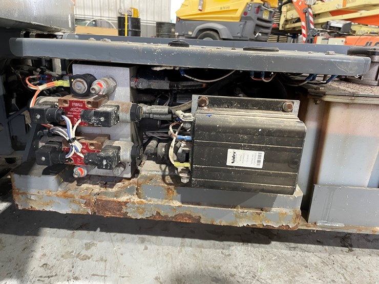 2019-skyjack-sjiii3226-image-25