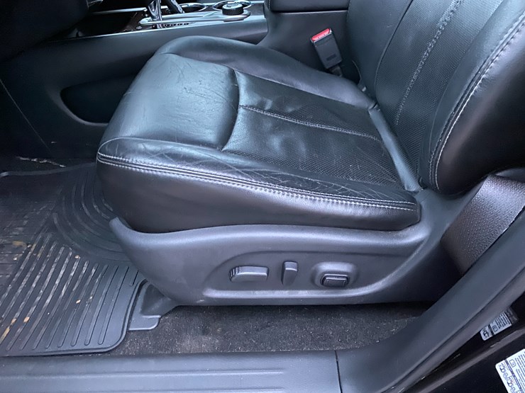 2014-nissan-pathfinder-image-30