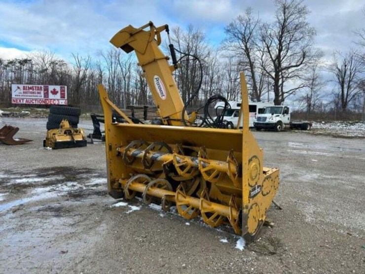 2008-new-holland-tv145-image-56