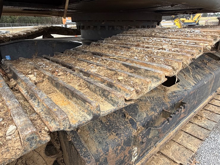 2013-hitachi-zx290-lc-5b-image-19