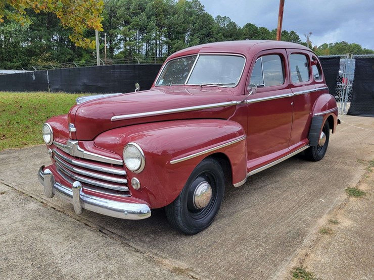 1948-ford-sedan-image-1