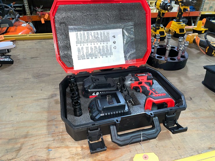 #8687-•-milwaukee-style-18-volt-cordless-1/2"-impact-and-4ah-battery-with-sockets-in-case-(pr13)-image-1