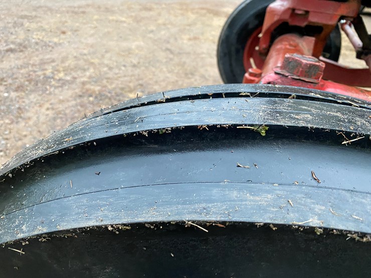 1976-international-686-image-14