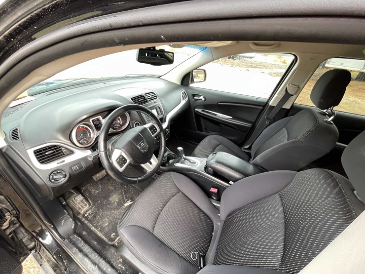 2013-dodge-journey-image-73