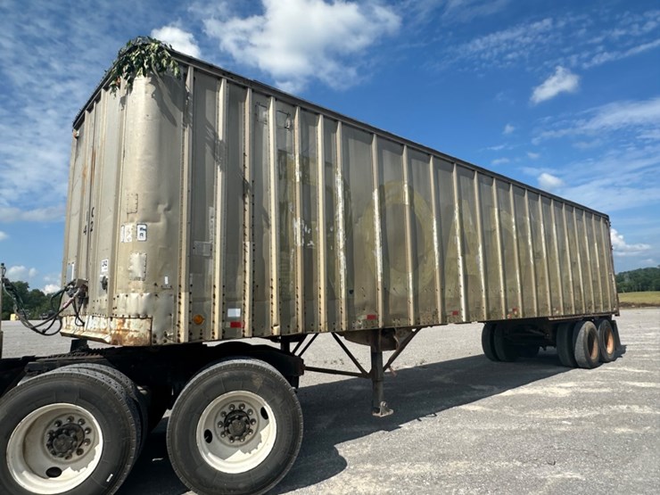 1972-strick-trailer-image-1