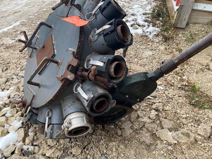 #8480-•-(16)-hose-distribution-manifold-(new-holstein,-wi)-image-6