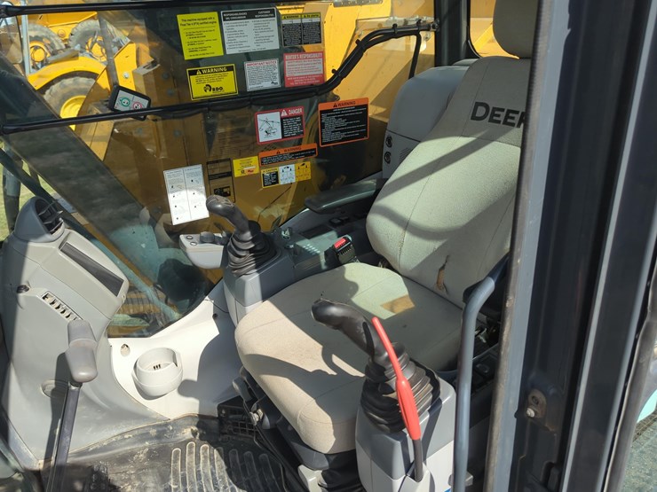 2020-john-deere-2020-image-19