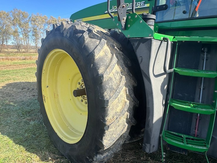 2004-john-deere-9220-image-17