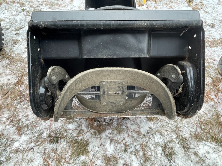 #2709-•-mtd-mp21-snow-blower-(fall-creek,-wi)-image-16