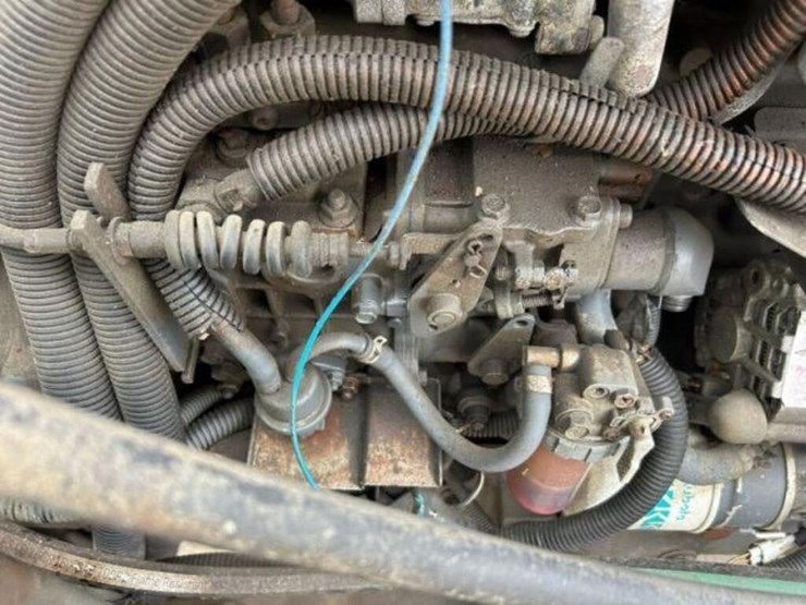 2008-kubota-m7040d-image-23