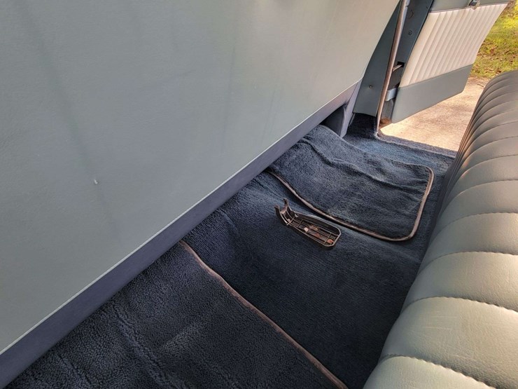 1951-dodge-sedan-image-95