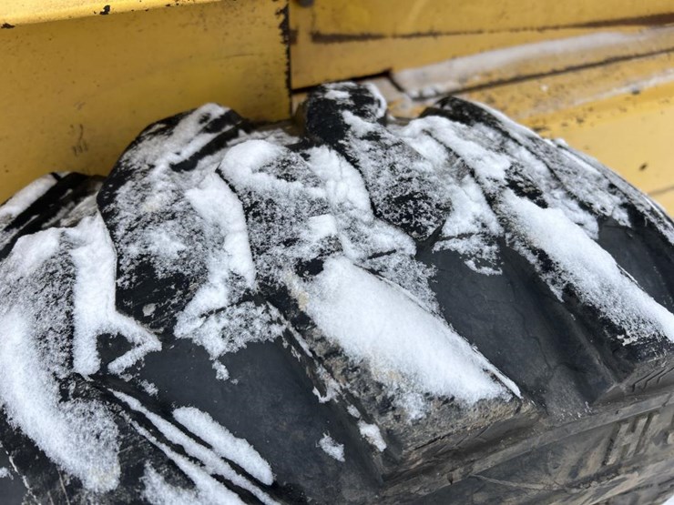 new-holland-ls180-image-50