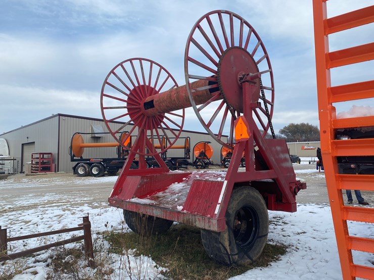 #1062-•-homemade-hose-reel-cart-(st.-nazianz,-wi)-image-7