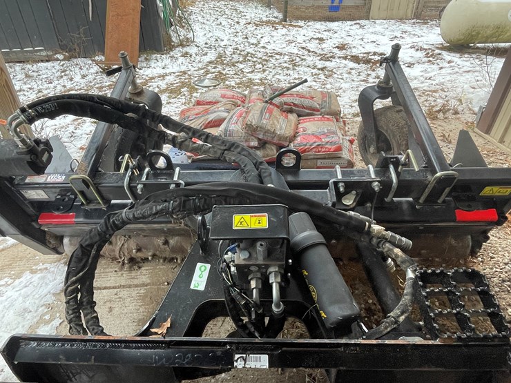 #2705-•-cat-skid-steer-power-rake-(fall-creek,-wi)-image-4