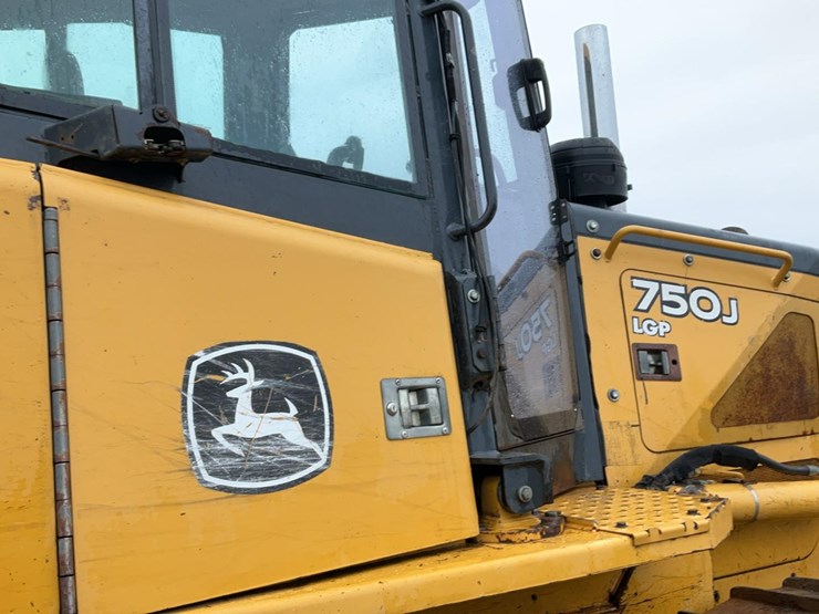 2006-deere-750j-lgp-image-42