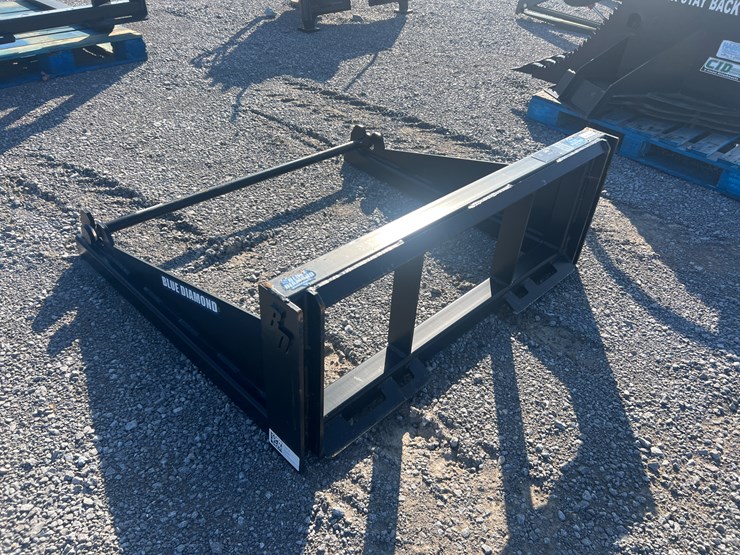 #29791-•-blue-diamond-sod-roller-image-2