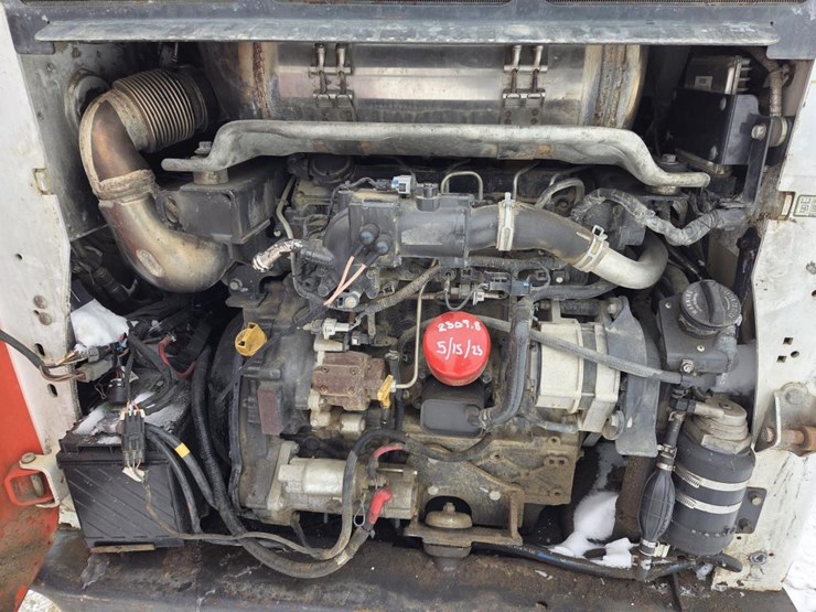 2017-bobcat-t750-image-23