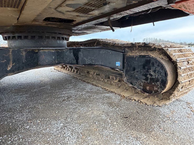 2013-hitachi-zx290-lc-5b-image-7