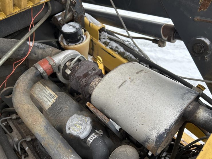 new-holland-ls180-image-26