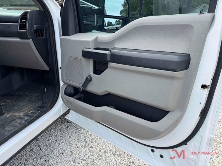 2019-ford-f250-xl-image-28