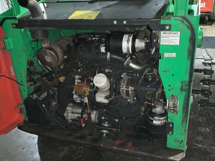 2018-bobcat-t740-image-20