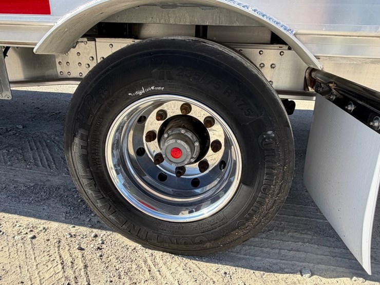 2024-doonan-titanium-image-7