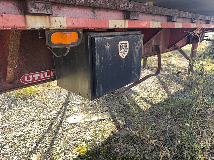 1989-utility-flatbed-image-12