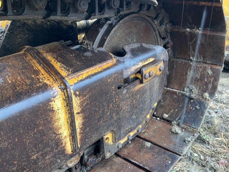 2006-deere-750j-lgp-image-39