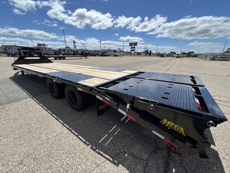 #1448-•-2025-unused-big-tex-22gn-gooseneck-trailer-image-3