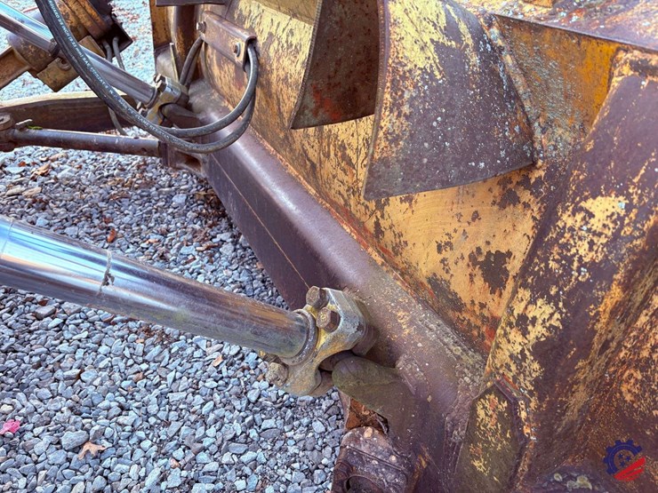 1977-caterpillar-d5-image-48