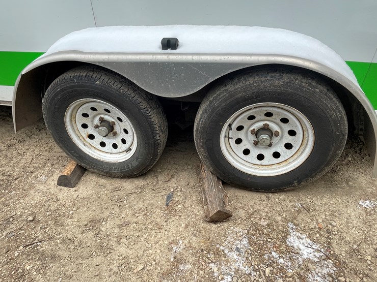 #2711-•-dexter-16'-enclosed-trailer-(wi-title-in-delay)-(fall-creek,-wi)-image-18