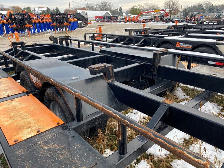 #1104-•-2020-rbraun-crawler-hauler-trailer-(st.-nazianz,-wi)-image-18