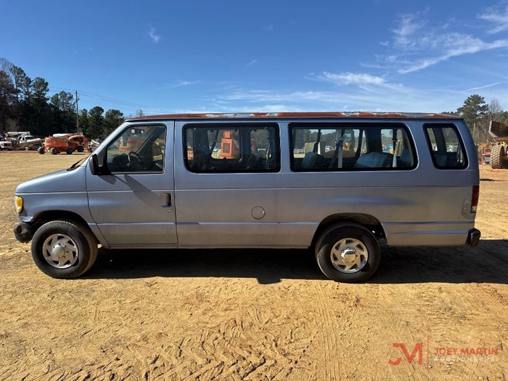 1996-ford-e350-image-5