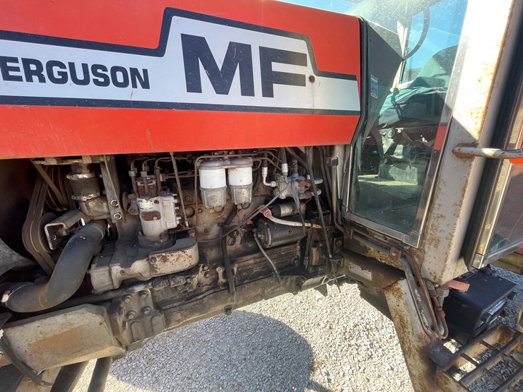 massey-ferguson-2705-image-12