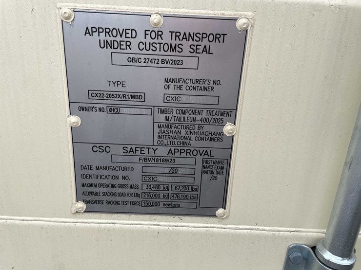 #1400-•-20'-shipping-container-(of)-image-7