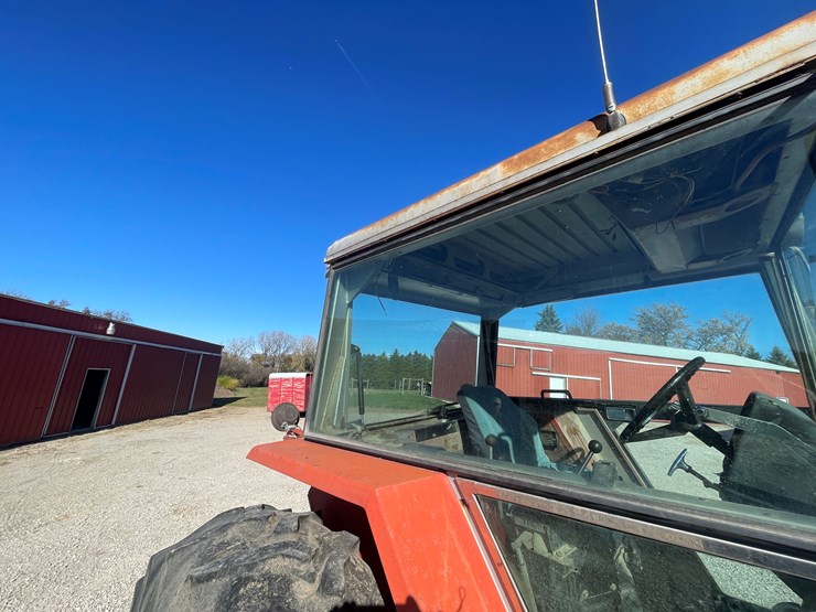 massey-ferguson-2705-image-33