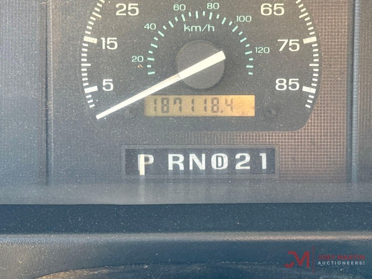 1996-ford-e350-image-30