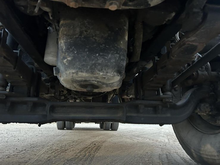 #1432-•-1992-volvo-(white-gmc)-vac-truck-image-49