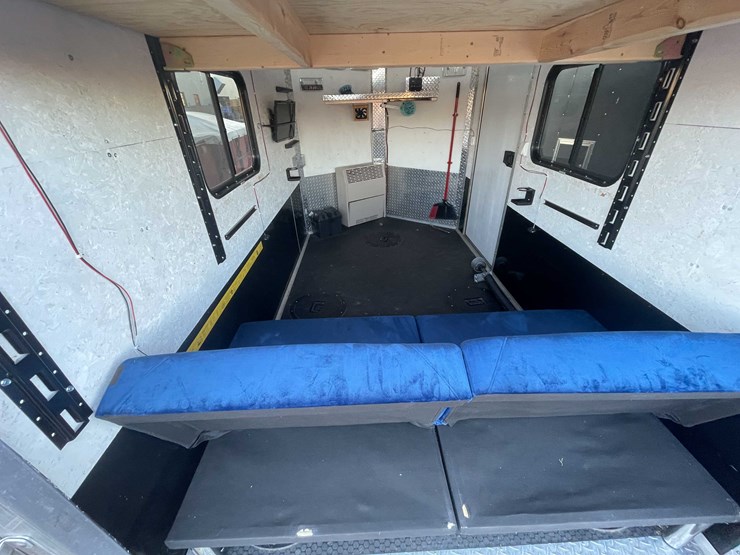 #1399-•-2018-zero-4-outdoors-6'-x-10'-all-aluminum-drop-down-ice-shanty-(of)-image-44