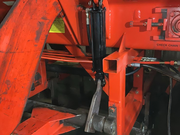 #116-•-morbark-log-trough-w/2way-kickers-image-3