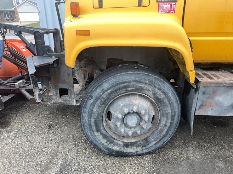 2001-gmc-topkick-image-11