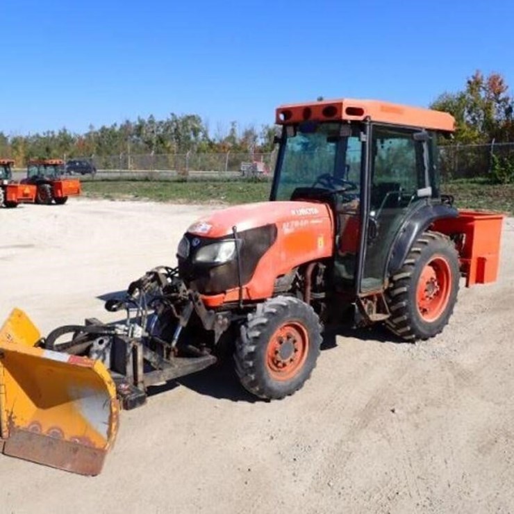 2008 KUBOTA M7040D