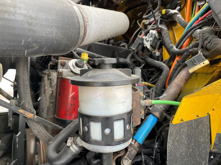 #234-•-2005-international-tri-axle-dump-truck-(has-wi-title)(mosinee,-wi)-image-60